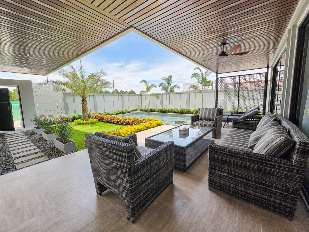 HS1440 – 3Bedrooms Pool Villa House for Sale in Zensiri Lakeside in Mabprachan Lake