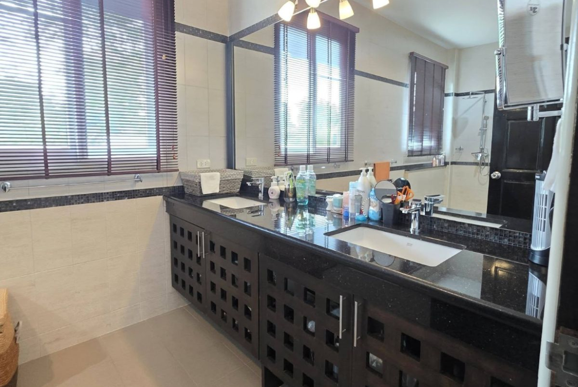 HS1450 – 3Bedrooms Pool Villa House for Sale in Huay Yai