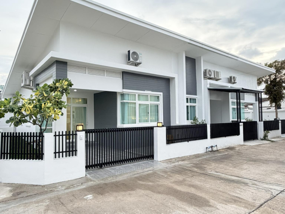 TS0172 – 2Bedrooms Townhouse for Sale in The Grand Townhouse in Noen Plub Wan