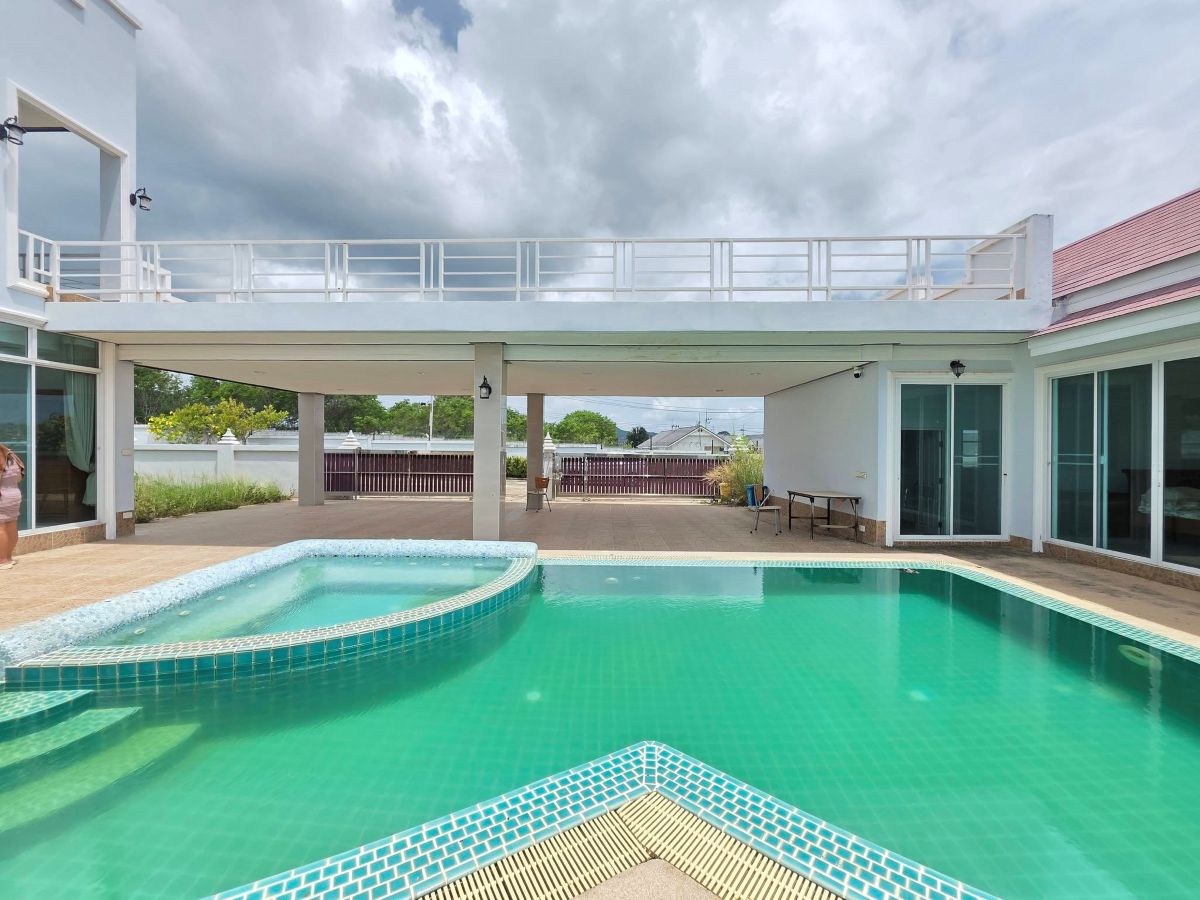 HS1445 – 7Bedrooms Pool Villa for Sale in Bang Saray