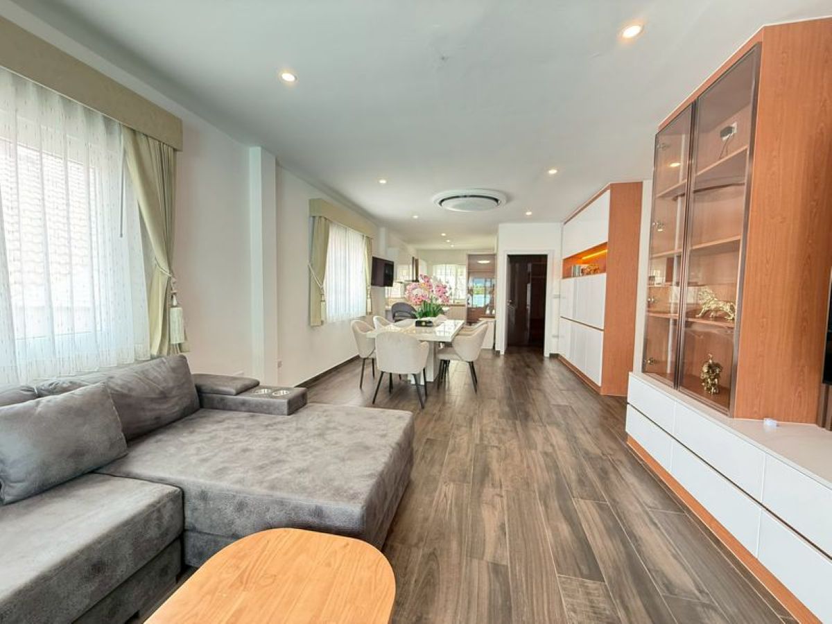 4 HS1446 – 3Bedrooms Pool Villa House for Sale in Royal Prestige Village in Soi Siam Country Club