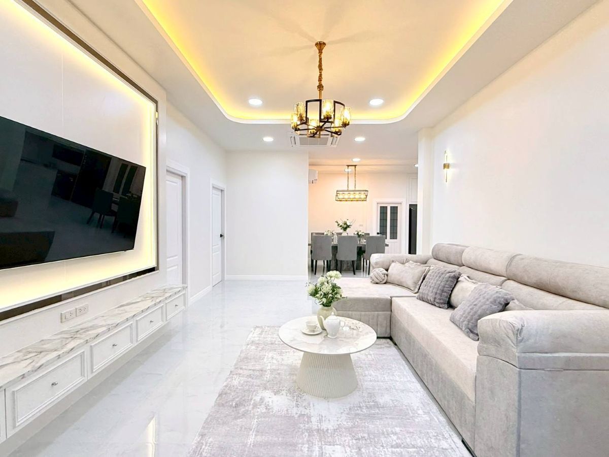 5 HS1442 – 3Bedrooms Pool Villa for Sale in Pattaya Tropical Village 2 in Soi Siam Country Club