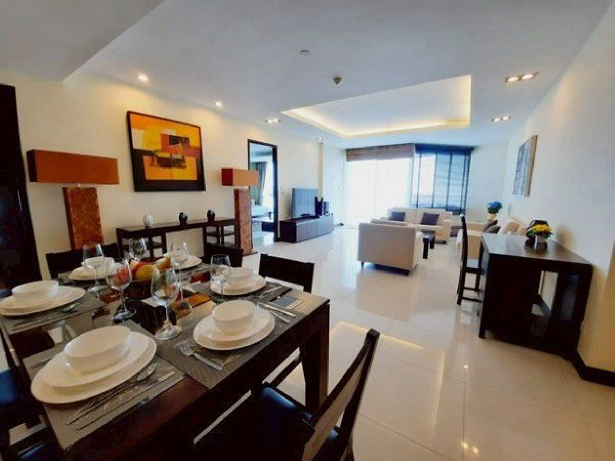 7 CS0975 – 2Bedrooms Condominium Beach Front for Sale/Rent in La Royale in Na Jomtien