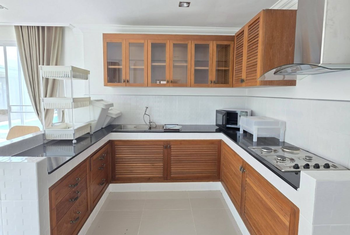 HS1445 – 7Bedrooms Pool Villa for Sale in Bang Saray