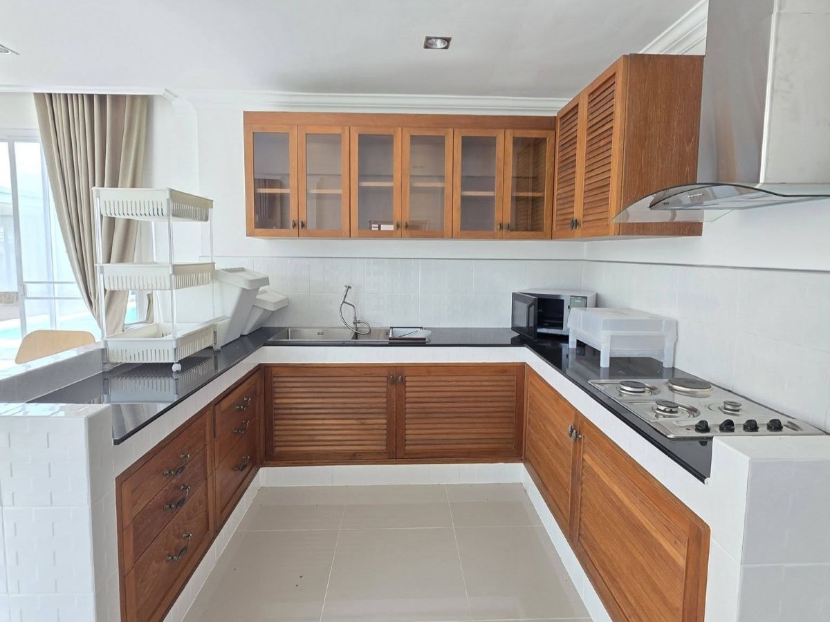 HS1445 – 7Bedrooms Pool Villa for Sale in Bang Saray