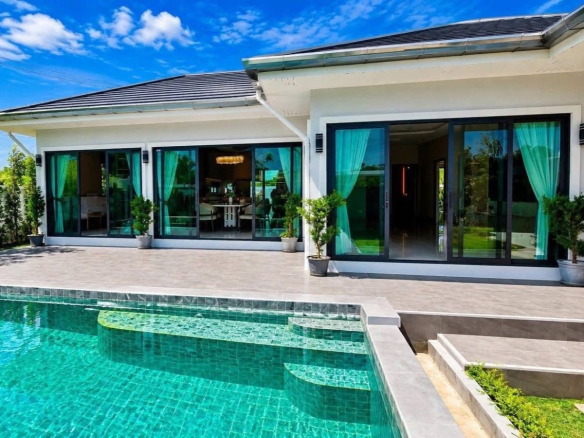 HS1457 – 4Bedrooms Pool Villa House for Sale in Huay Yai