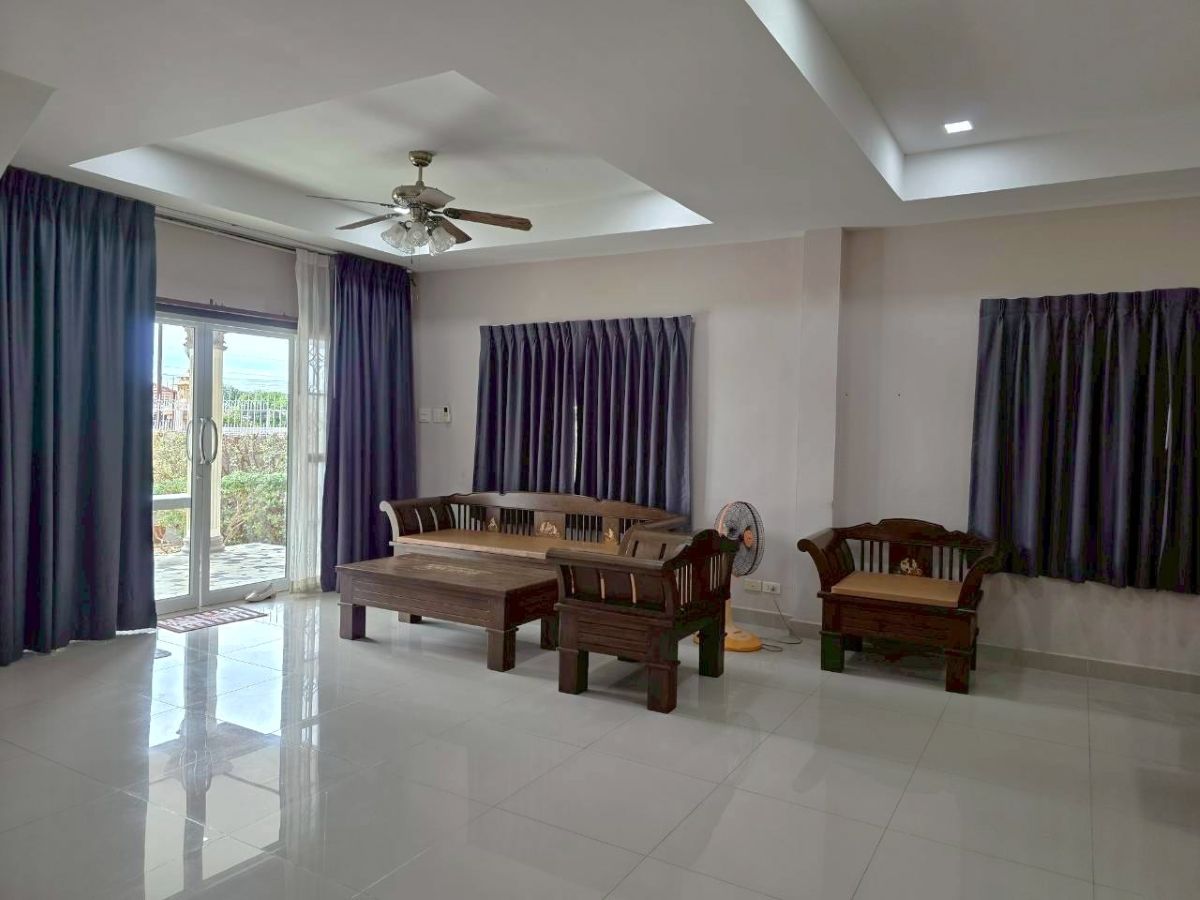 HR0884 – 4 Bedroom Single House for Rent in Ek Mongkol 4 in Khao Talo