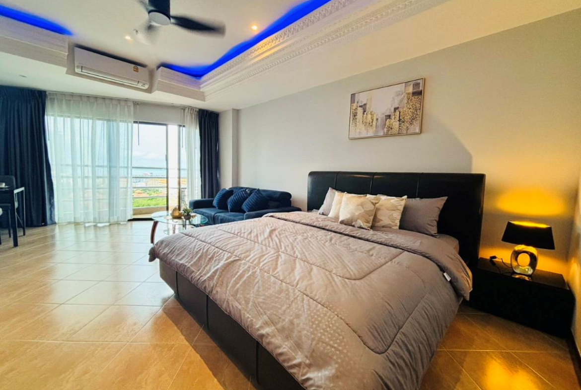 CS0979 – Studio Condominium for Sale in View Talay 2 B in Jomtien