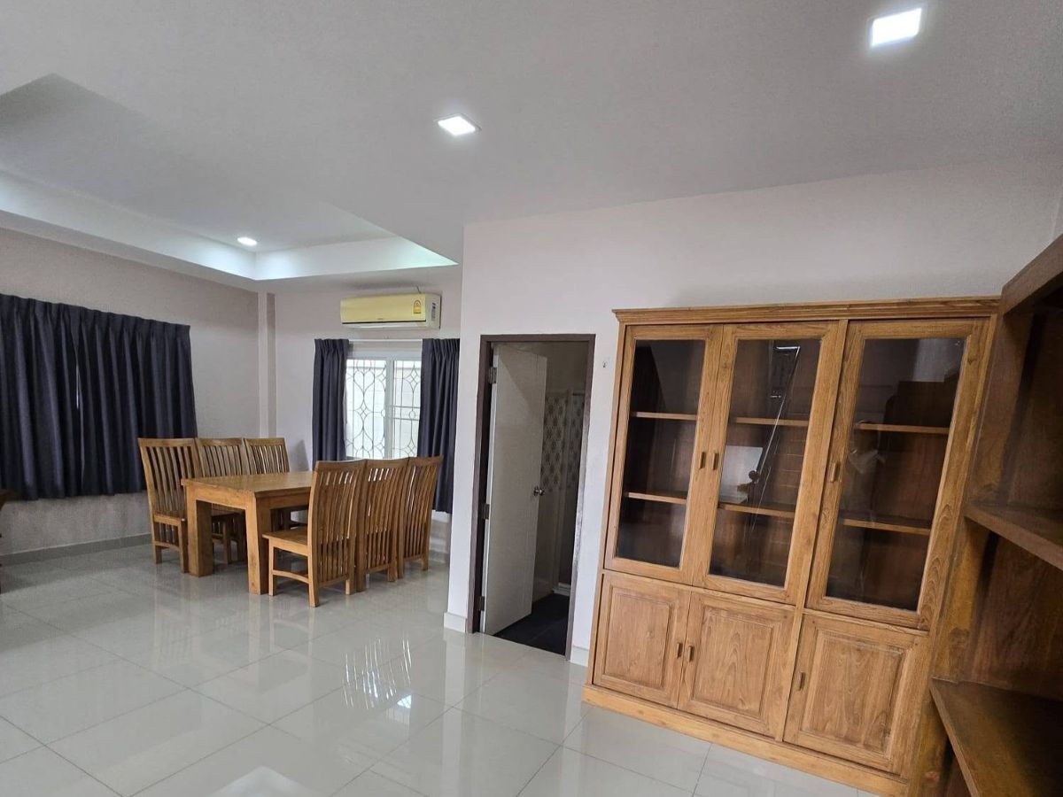HR0884 – 4 Bedroom Single House for Rent in Ek Mongkol 4 in Khao Talo