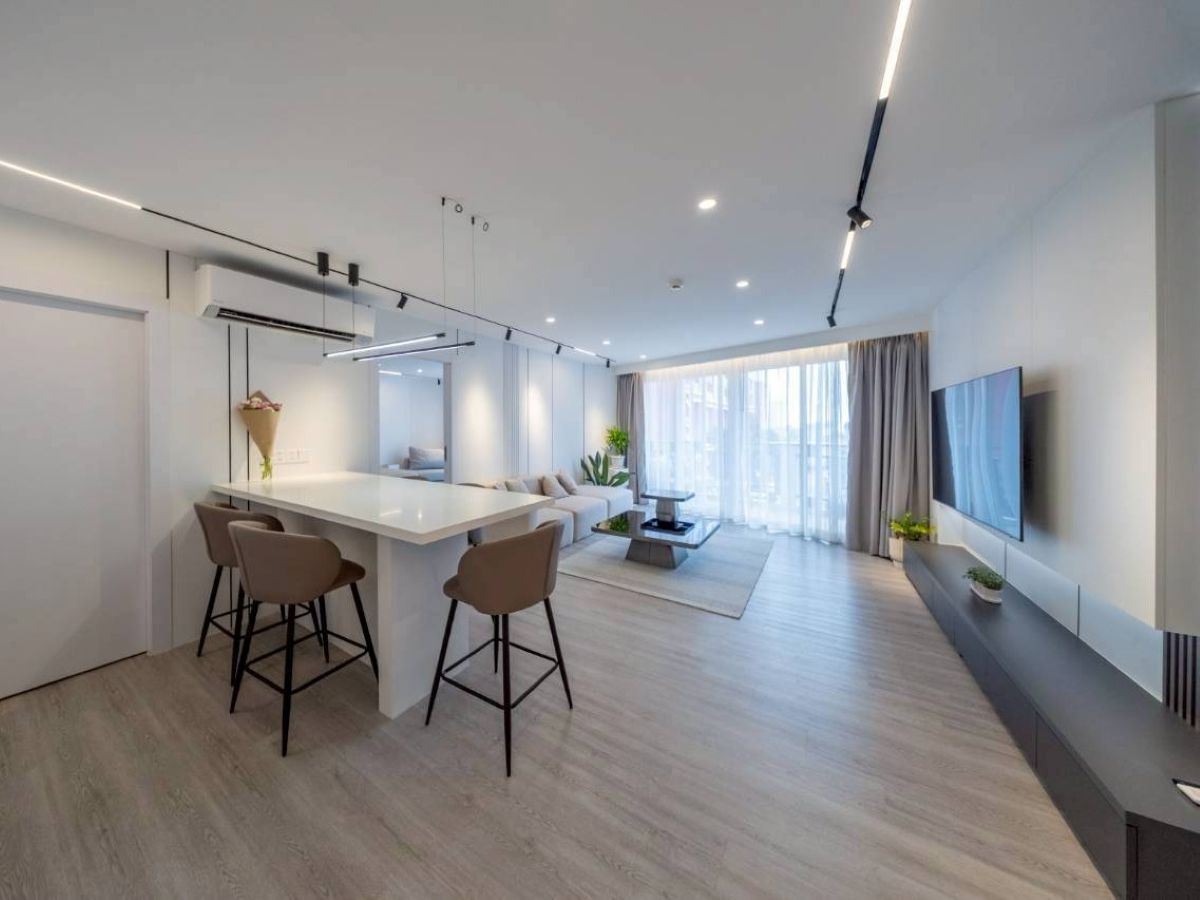 CS0981 – 3Bedrooms Condominium for Sale in Royal Hill Resort in Thappraya Rd