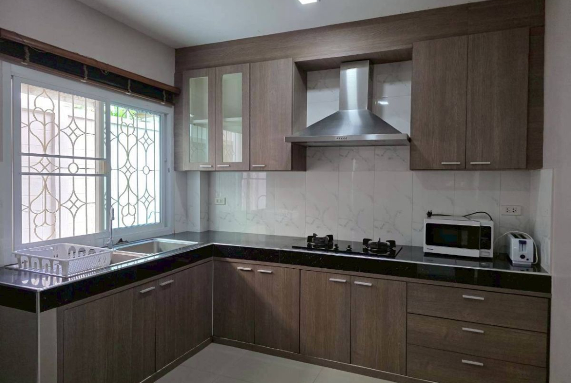 HR0884 – 4 Bedroom Single House for Rent in Ek Mongkol 4 in Khao Talo