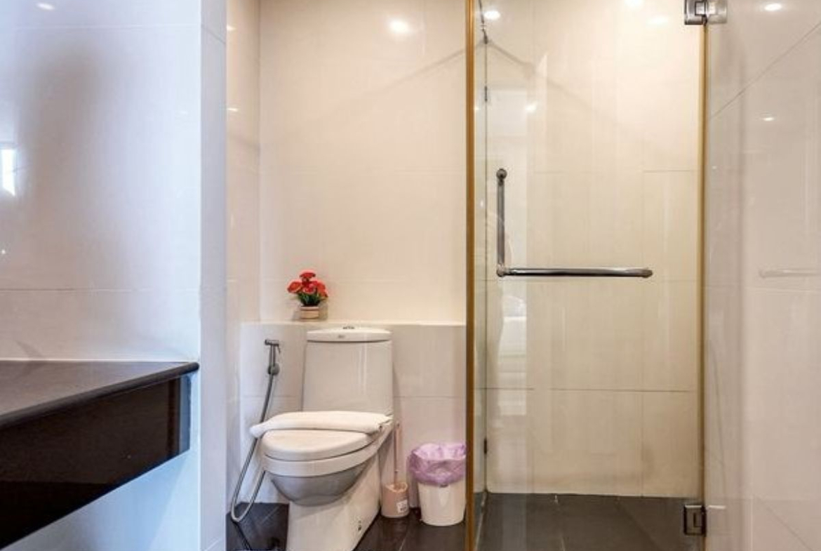 CS0984 – 2Bedrooms Condominium for Sale in La Royale Beach Condo in Na Jomtien