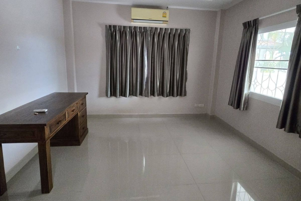 HR0884 – 4 Bedroom Single House for Rent in Ek Mongkol 4 in Khao Talo