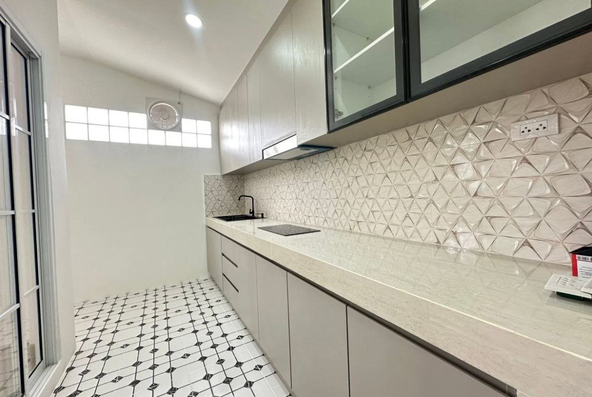 HS1460- 3Bedrooms Single House for Sale in Ek Mongkon 4/1 in Khao Talo