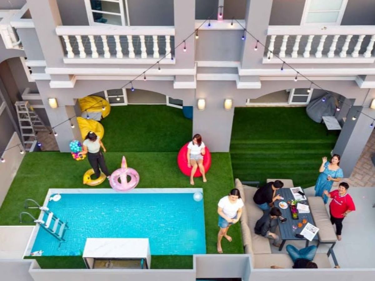 BS0020 – Pool Villa Resort Commercial for Sale/Rent in Jomtien
