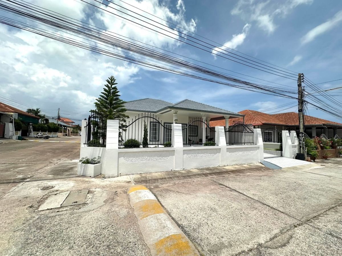 2 HS1460- 3Bedrooms Single House for Sale in Ek Mongkon 4/1 in Khao Talo
