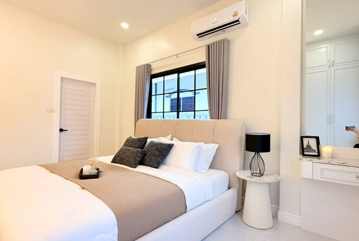 HS1461 -3Bedrooms Single House for Sale in Chock Chai Village 5 in Khao Noi