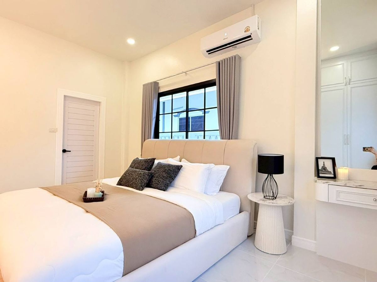 HS1461 -3Bedrooms Single House for Sale in Chock Chai Village 5 in Khao Noi
