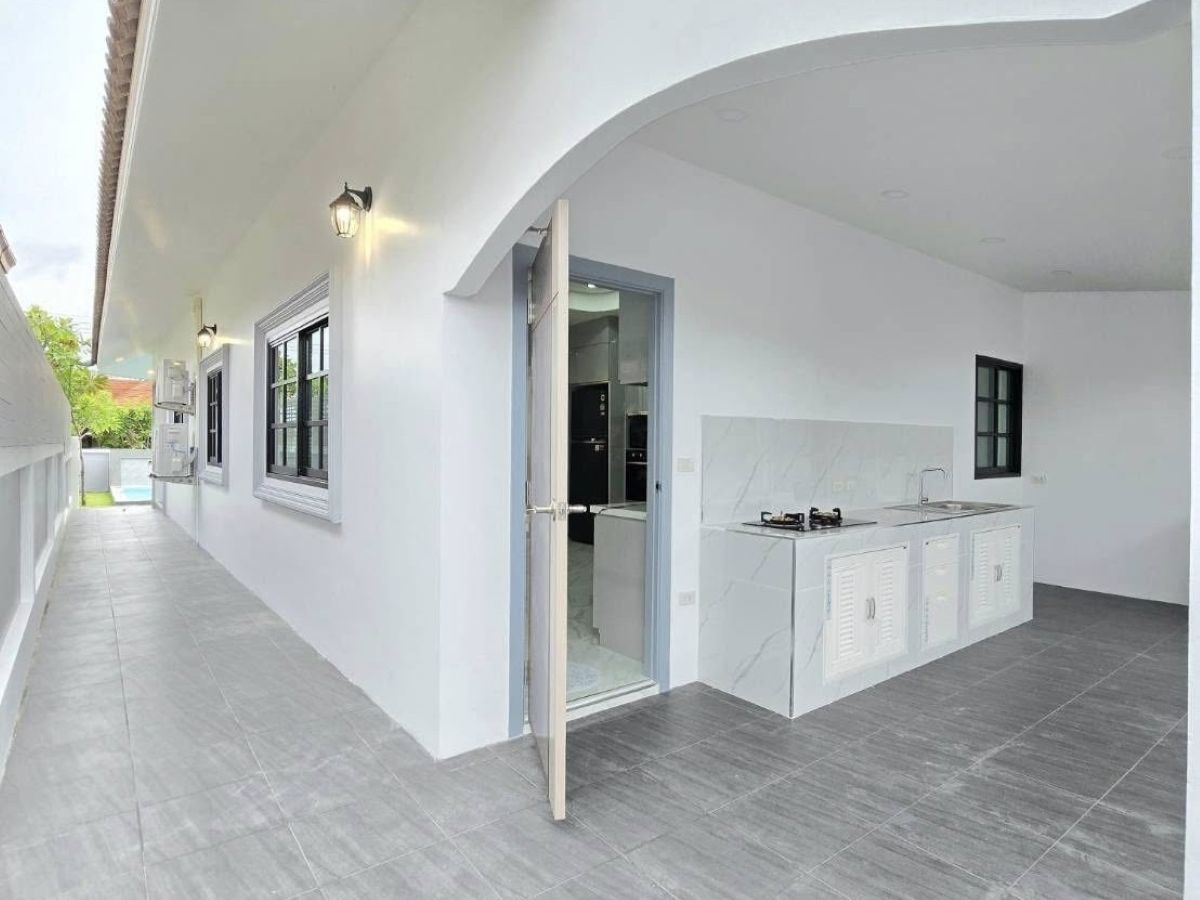 HS1454 – 4Bedrooms Pool Villa House for Sael in Mab Prachan Village in Mab Prachan Lake
