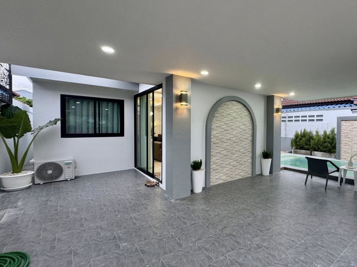 HS1456 – 3Bedroom Pool Villa for Sale in Pattaya Rungruang Village in Soi Khoa Noi