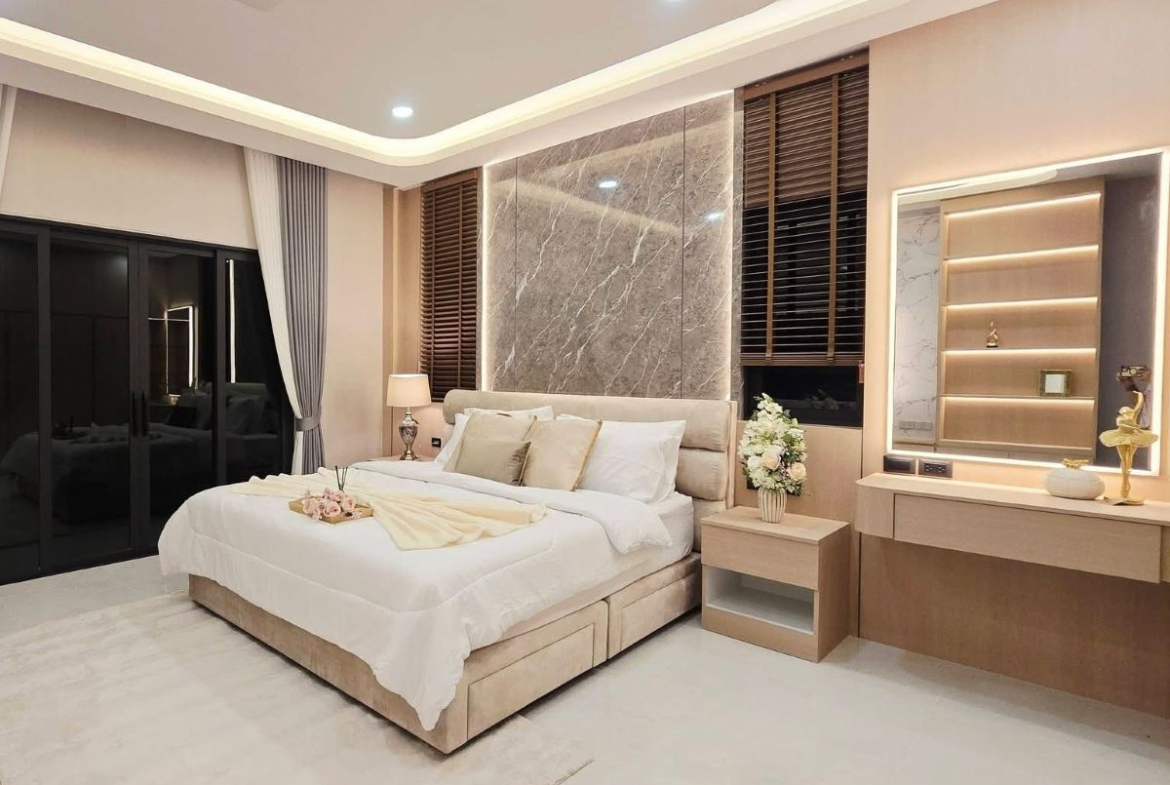 HS1457 – 4Bedrooms Pool Villa House for Sale in Huay Yai