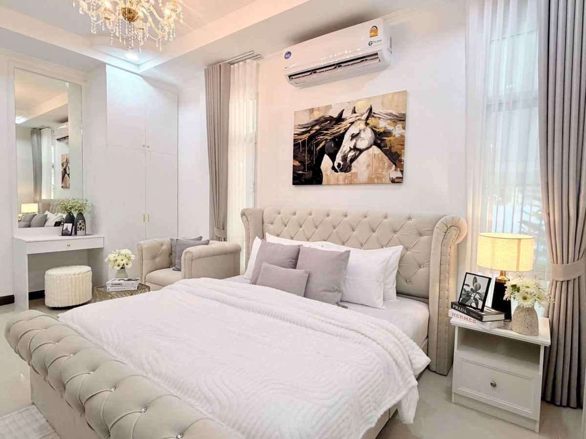 HS1453 – 4Bedrooms Pool Villa House for Sale in Chokchai Village 10 in Soi Siam Country Club