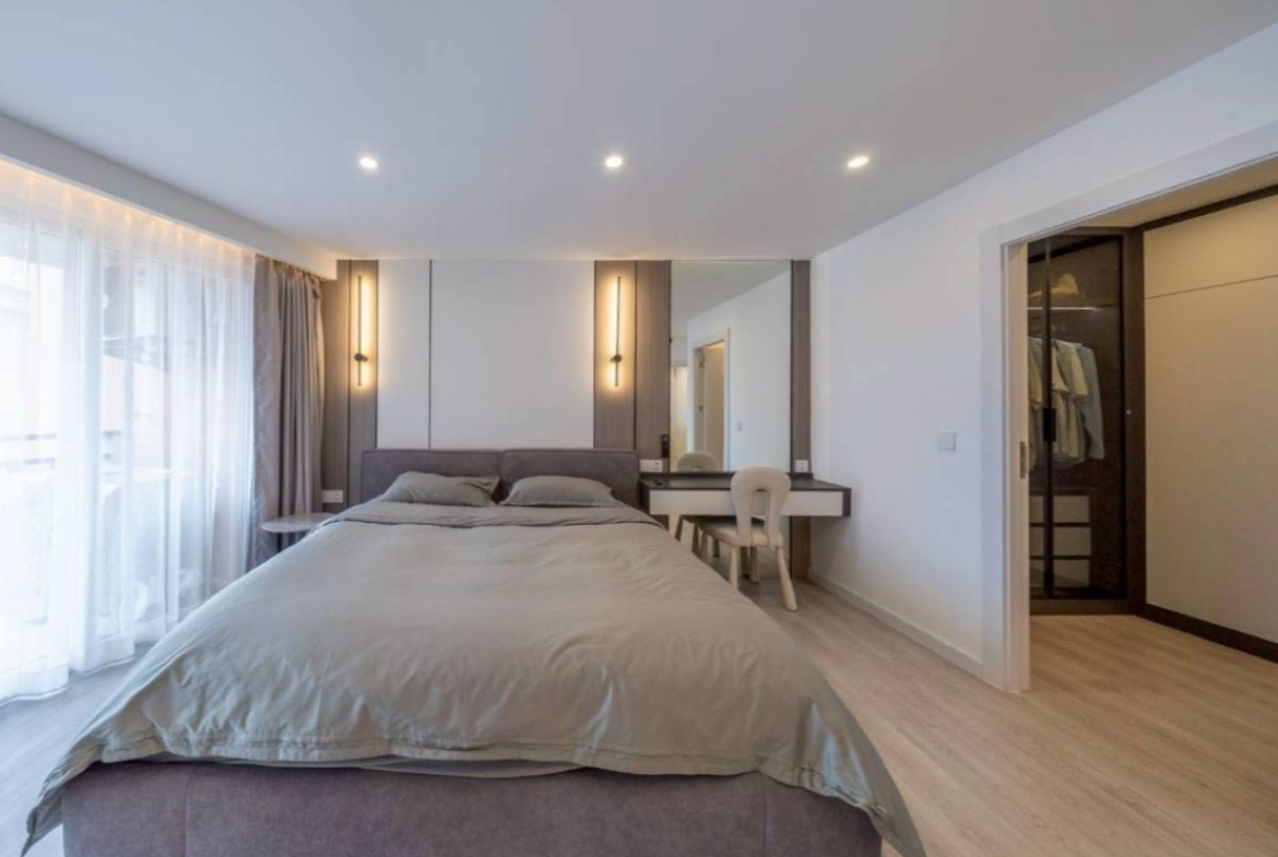 CS0981 – 3Bedrooms Condominium for Sale in Royal Hill Resort in Thappraya Rd