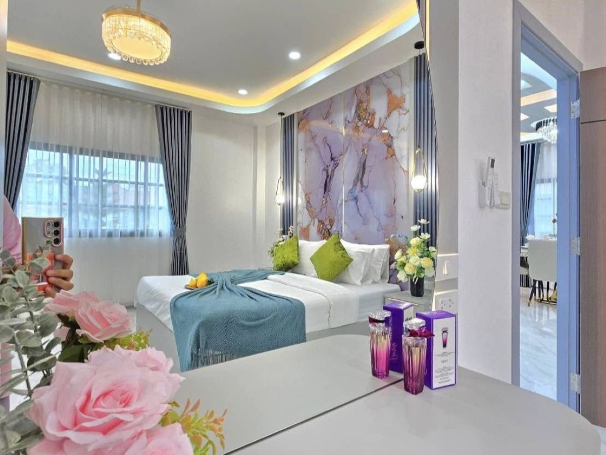 HS1454 – 4Bedrooms Pool Villa House for Sael in Mab Prachan Village in Mab Prachan Lake