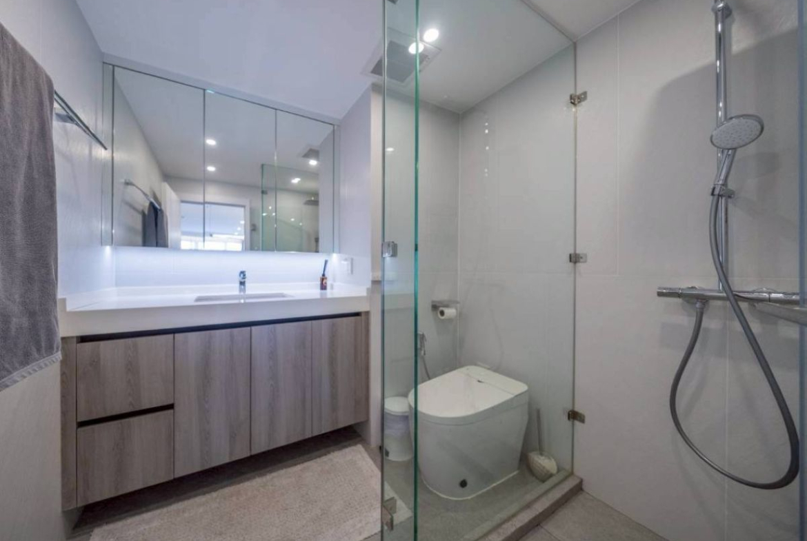 CS0981 – 3Bedrooms Condominium for Sale in Royal Hill Resort in Thappraya Rd