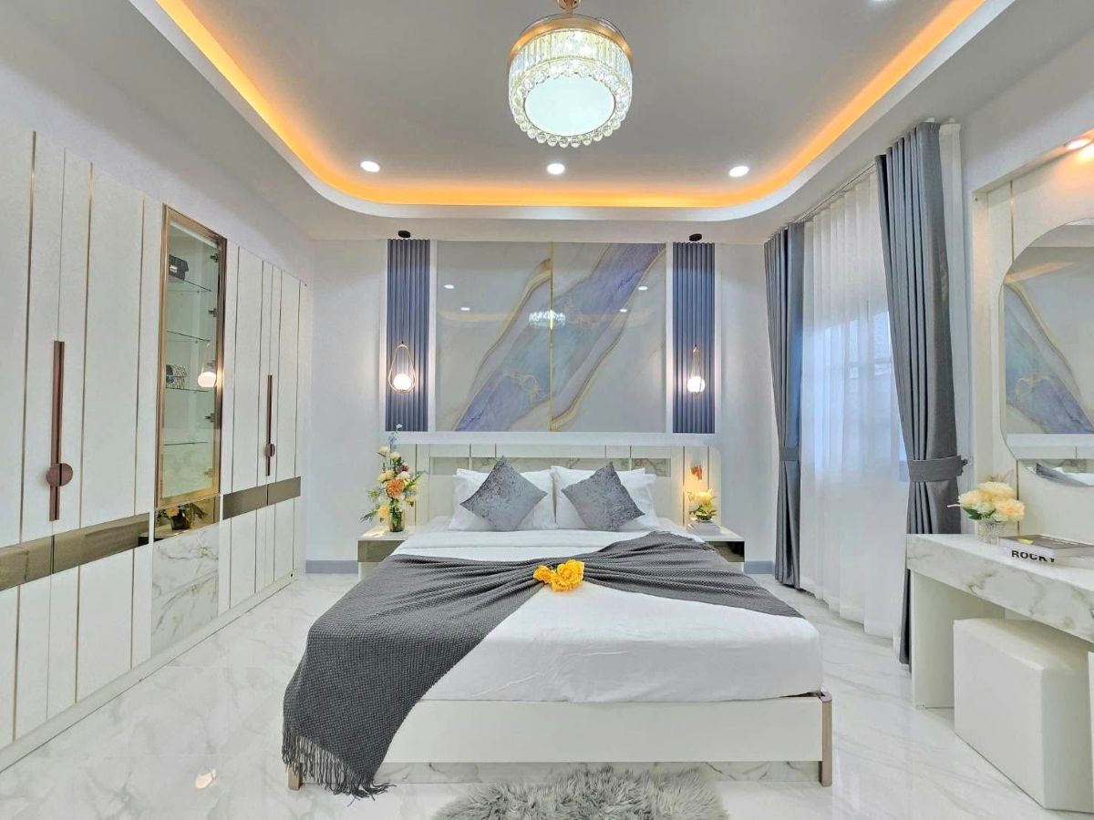 HS1454 – 4Bedrooms Pool Villa House for Sael in Mab Prachan Village in Mab Prachan Lake