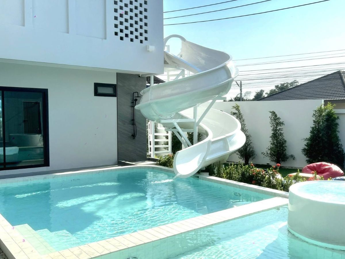 HS148 – 5Bedrooms Pool Villa for Sale in My Room Pool Villa Pattaya in Huay Yai