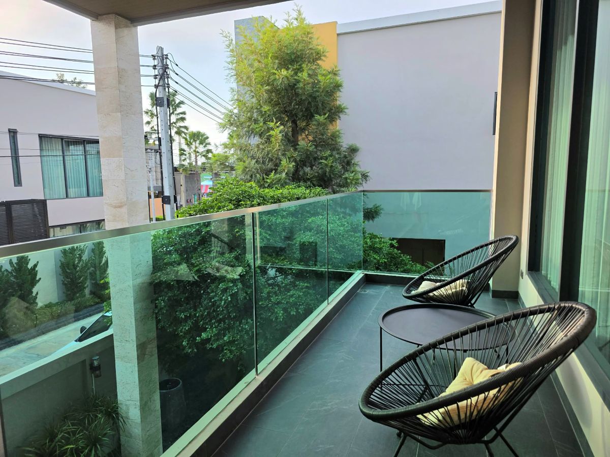 35 HS1451 – 3Bedrooms 2-Storey Pool Villa House for Sale in Madcha Nirvana Pattaya in Huay Yai