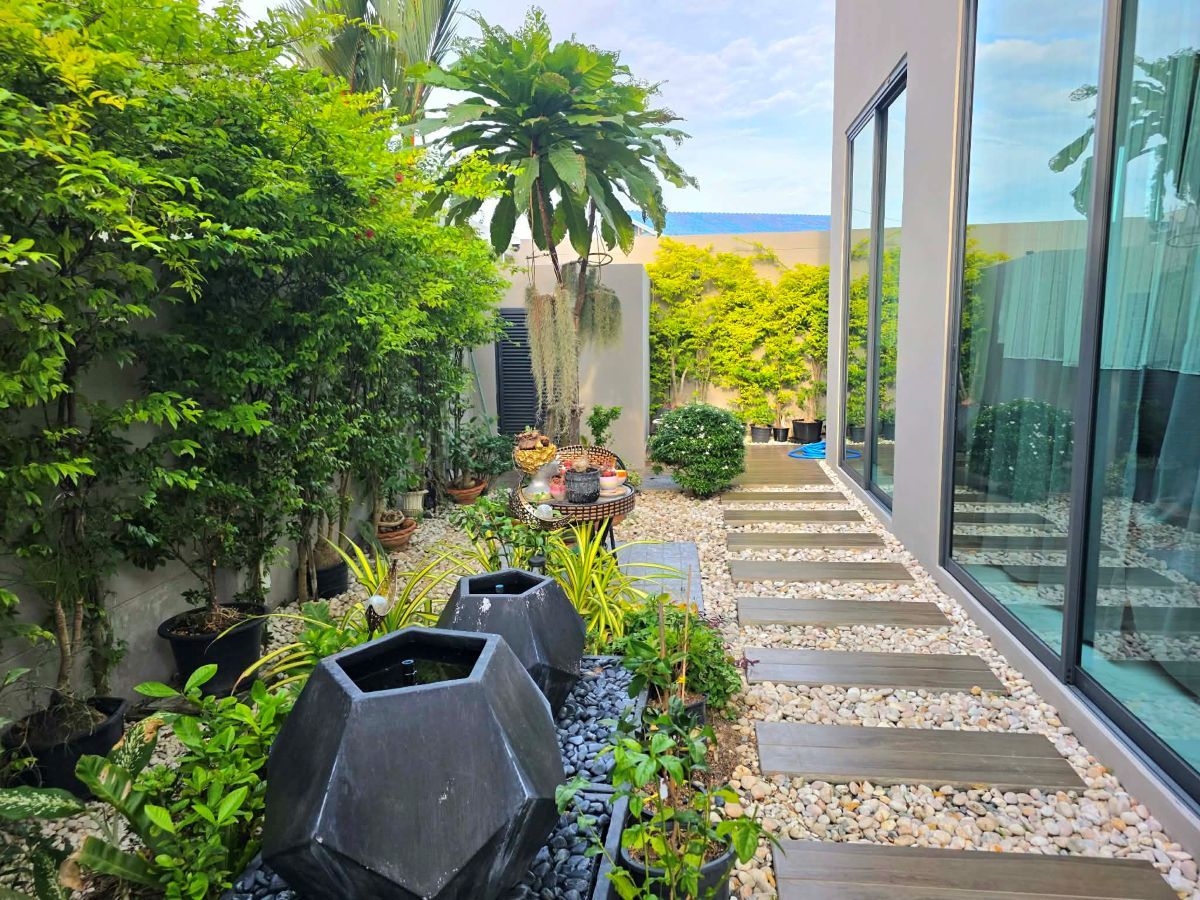 39 HS1451 – 3Bedrooms 2-Storey Pool Villa House for Sale in Madcha Nirvana Pattaya in Huay Yai
