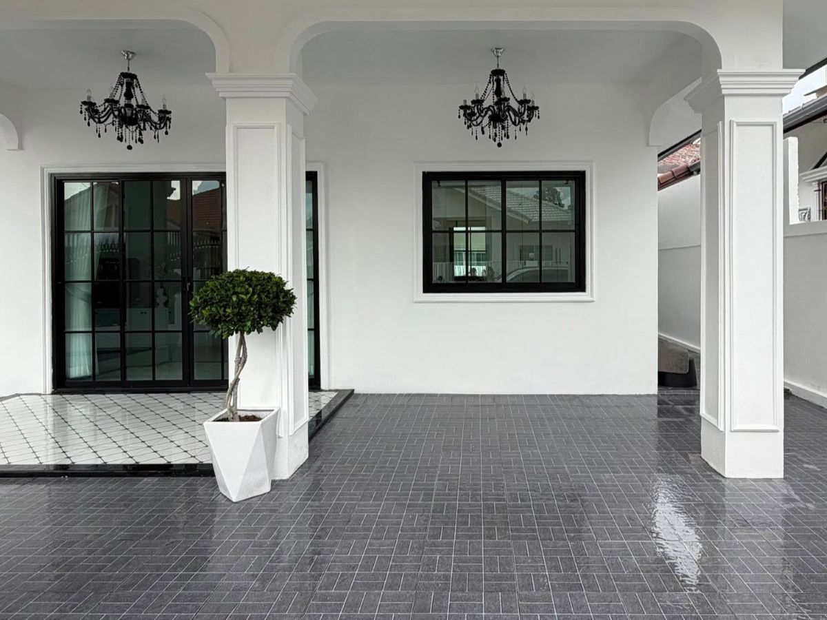 HS1459 – 3Bedrooms Single House for Sale in Ek Mongkon 2/1 Village in Khao Talo
