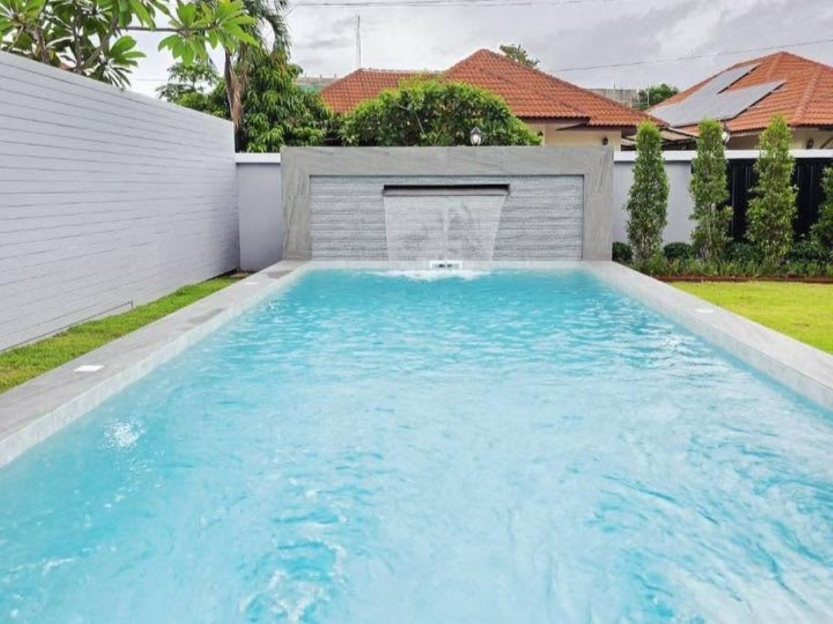 HS1454 – 4Bedrooms Pool Villa House for Sael in Mab Prachan Village in Mab Prachan Lake