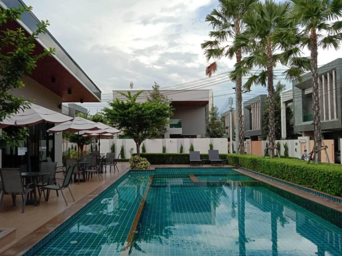43 HS1451 – 3Bedrooms 2-Storey Pool Villa House for Sale in Madcha Nirvana Pattaya in Huay Yai