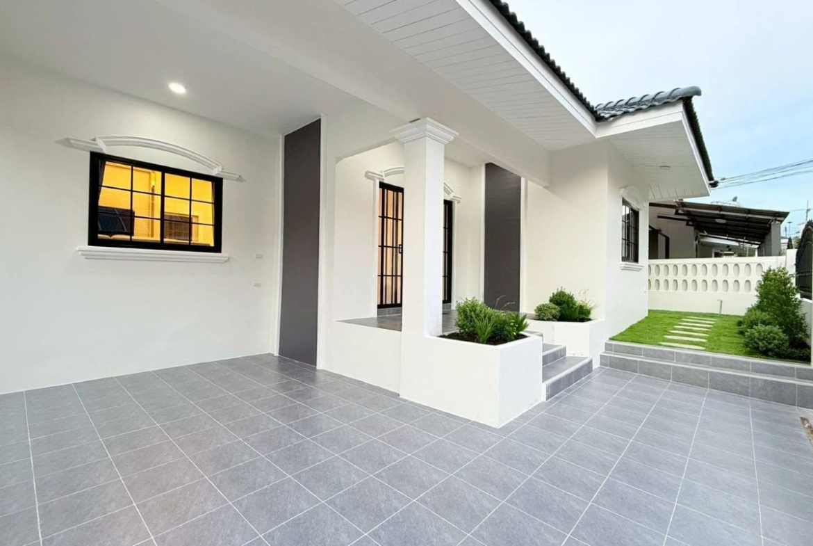 HS1461 -3Bedrooms Single House for Sale in Chock Chai Village 5 in Khao Noi