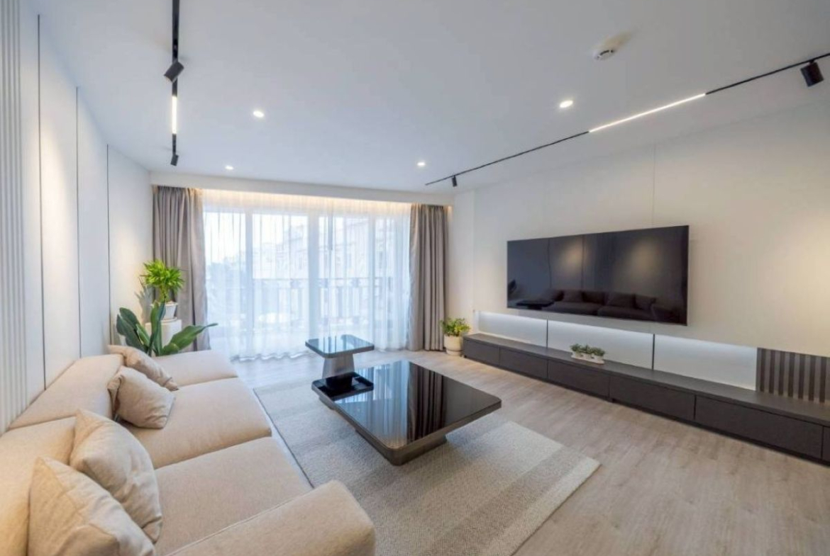 CS0981 – 3Bedrooms Condominium for Sale in Royal Hill Resort in Thappraya Rd