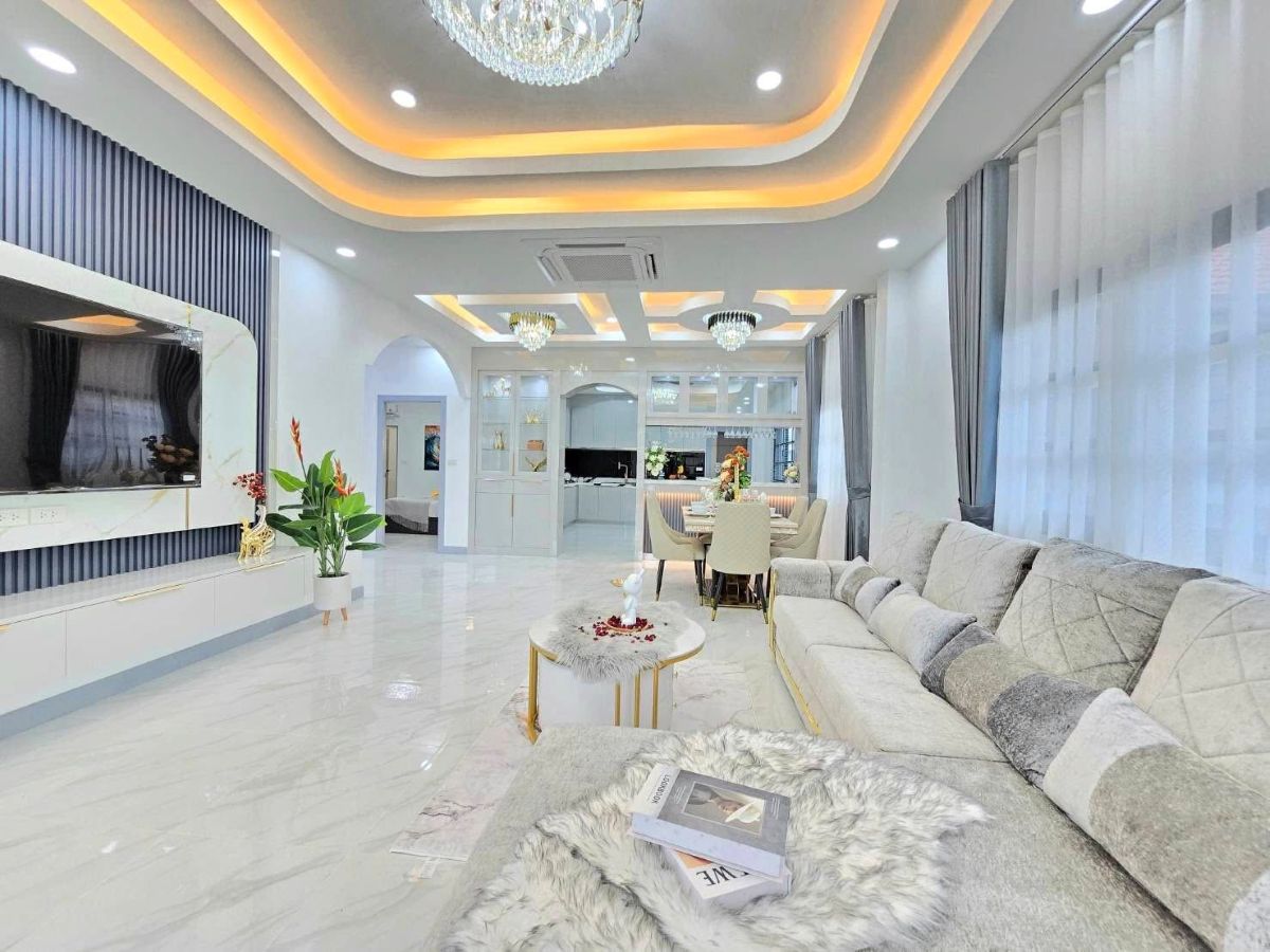 HS1454 – 4Bedrooms Pool Villa House for Sael in Mab Prachan Village in Mab Prachan Lake