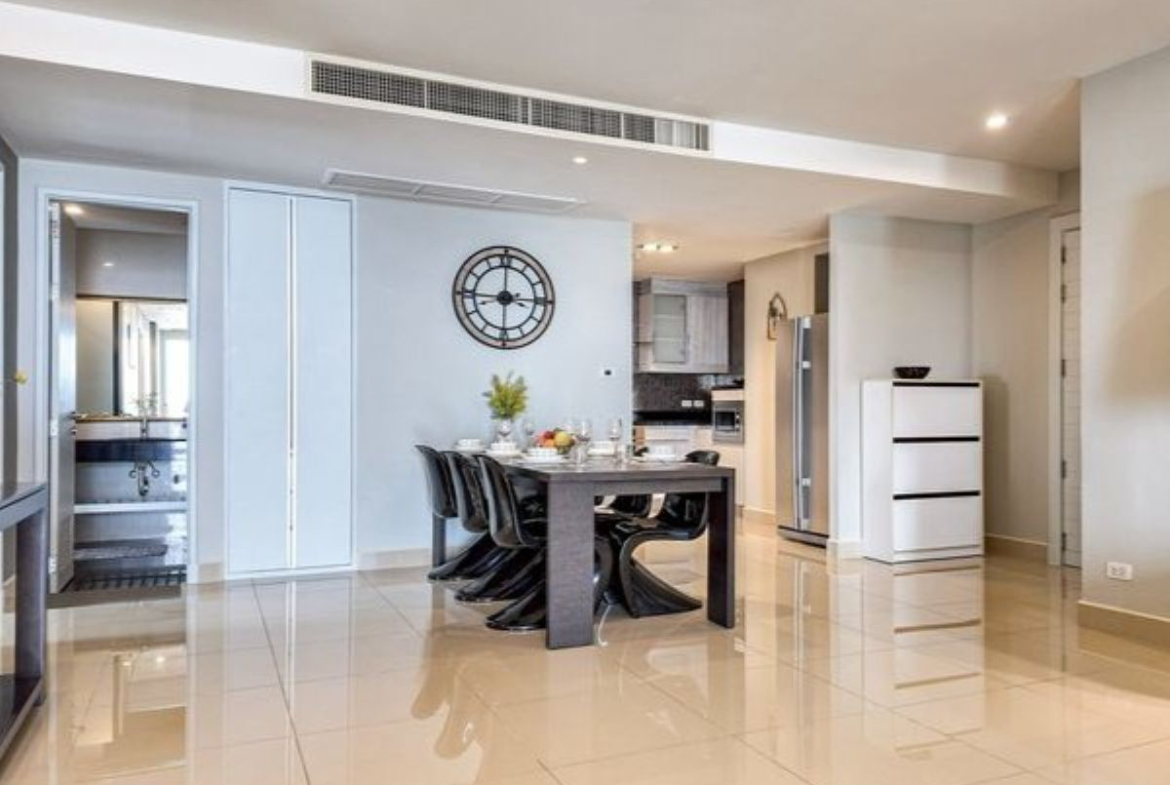 CS0984 – 2Bedrooms Condominium for Sale in La Royale Beach Condo in Na Jomtien