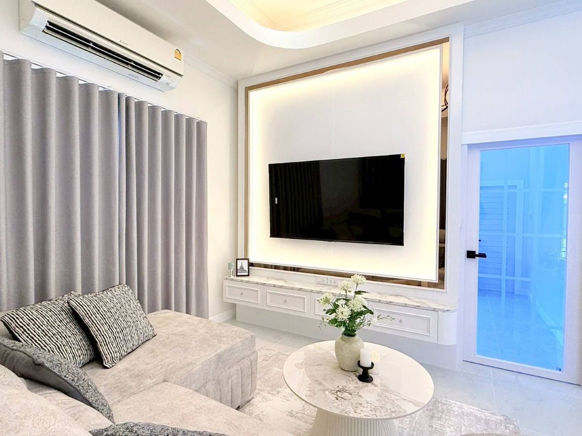 HS1461 -3Bedrooms Single House for Sale in Chock Chai Village 5 in Khao Noi