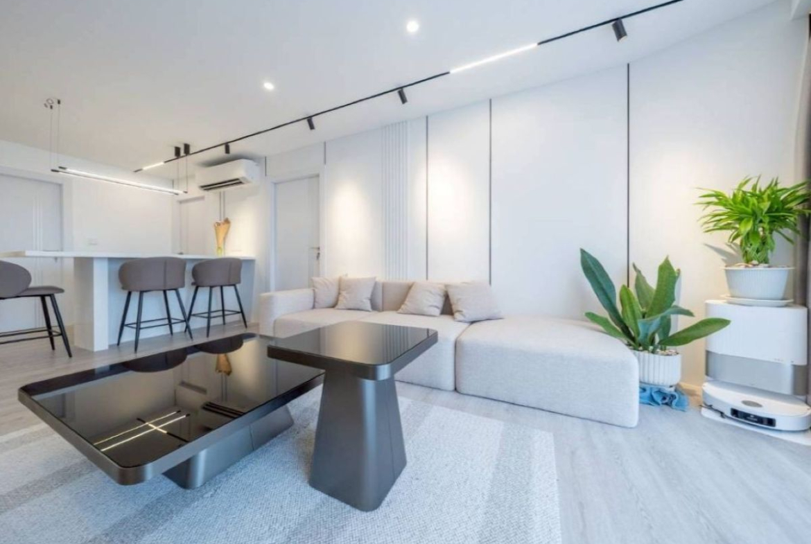CS0981 – 3Bedrooms Condominium for Sale in Royal Hill Resort in Thappraya Rd