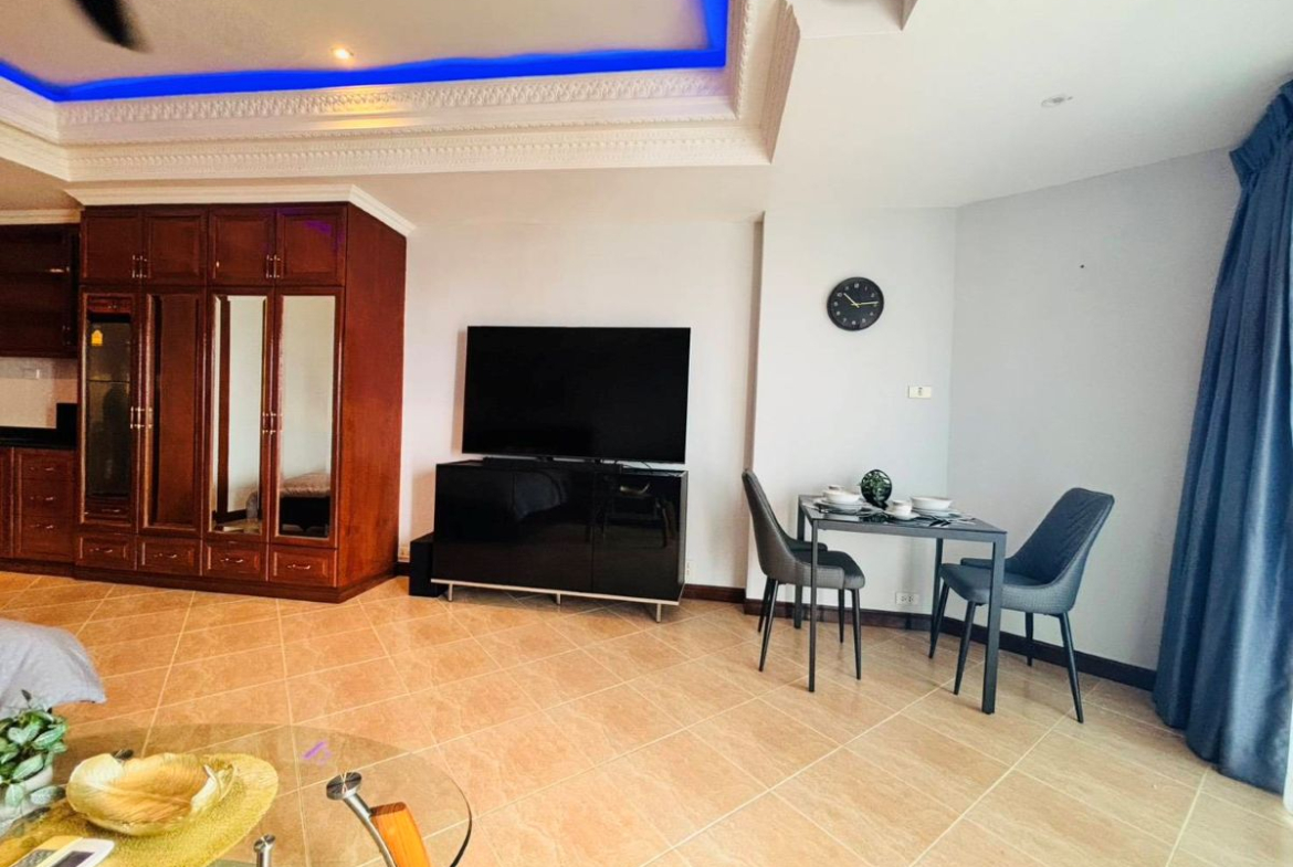 CR0298 – Studio Condominium for Rent in View Talay 2 B in Jomtien