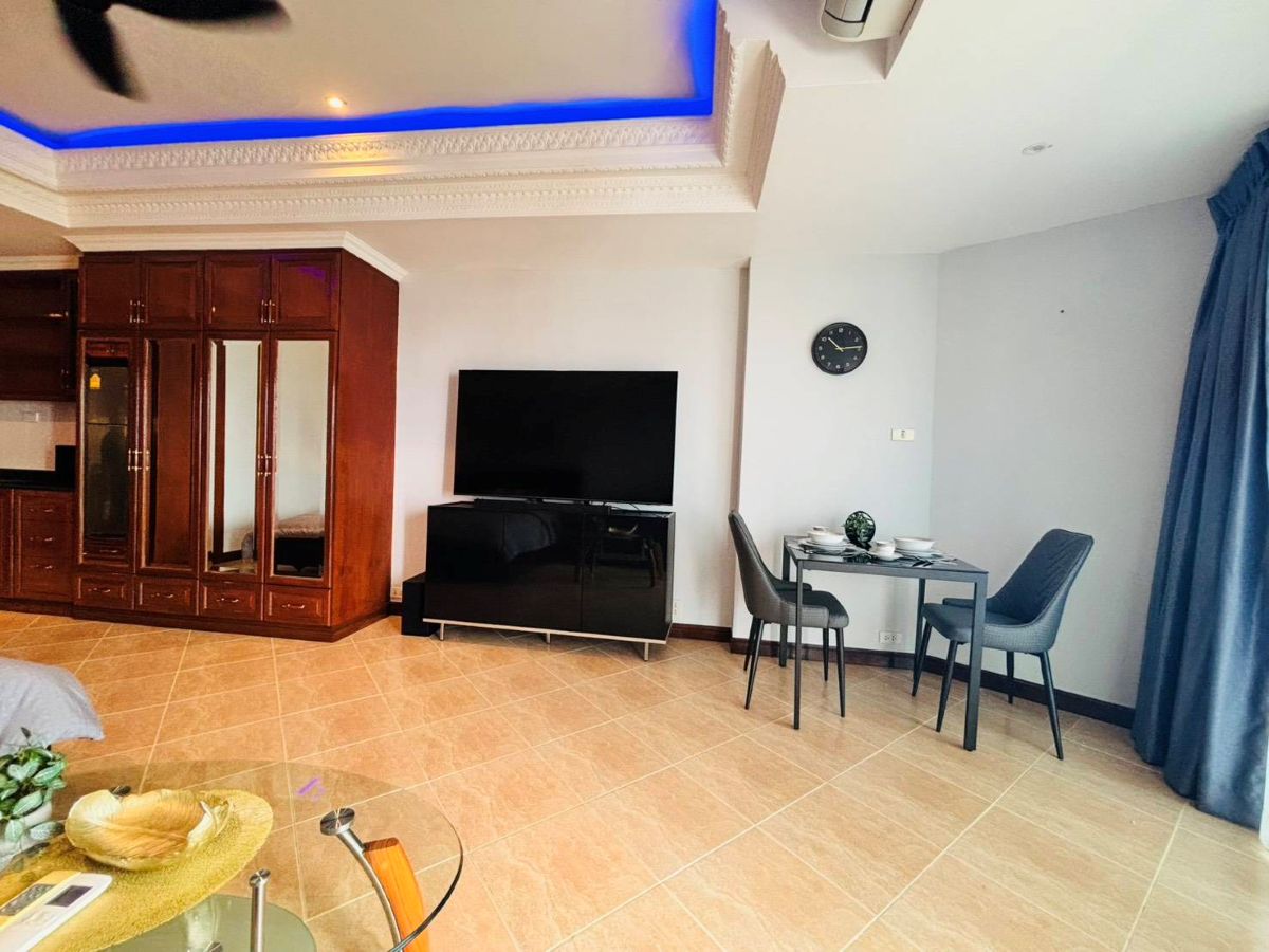 CS0979 – Studio Condominium for Sale in View Talay 2 B in Jomtien