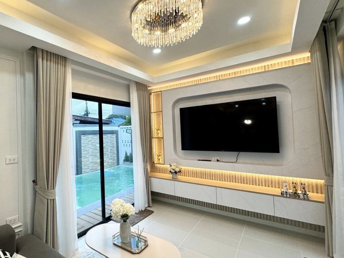 HS1456 – 3Bedroom Pool Villa for Sale in Pattaya Rungruang Village in Soi Khoa Noi