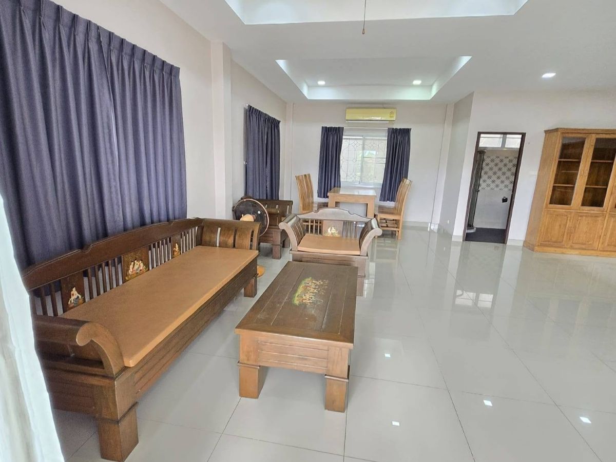 HR0884 – 4 Bedroom Single House for Rent in Ek Mongkol 4 in Khao Talo