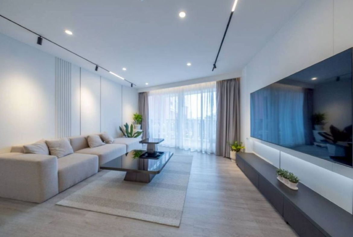 CS0981 – 3Bedrooms Condominium for Sale in Royal Hill Resort in Thappraya Rd