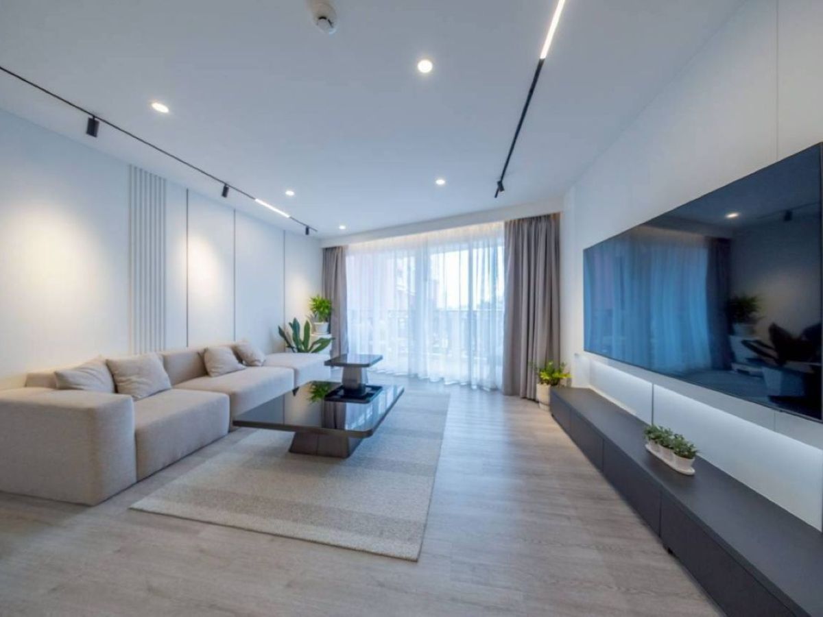 CS0981 – 3Bedrooms Condominium for Sale in Royal Hill Resort in Thappraya Rd