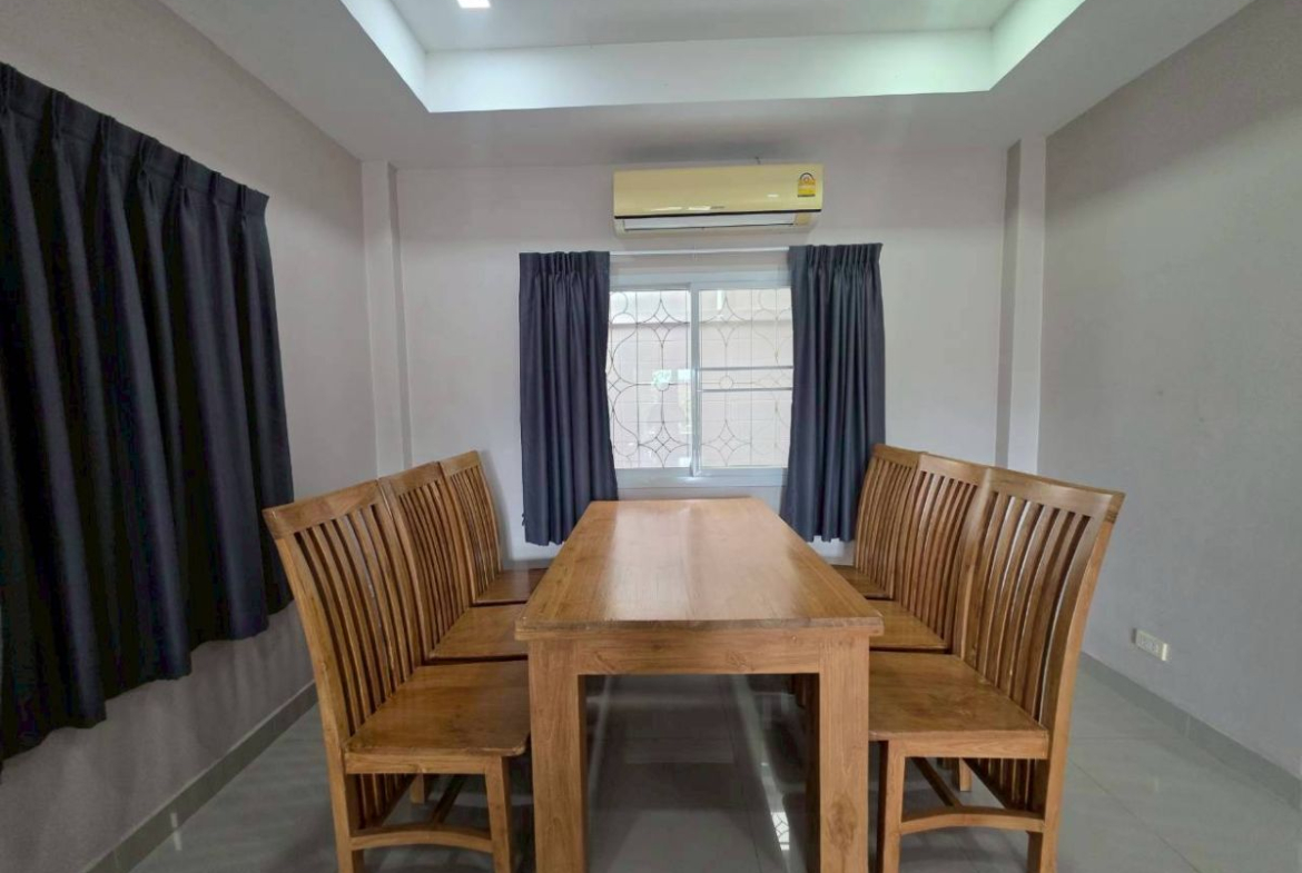 HR0884 – 4 Bedroom Single House for Rent in Ek Mongkol 4 in Khao Talo