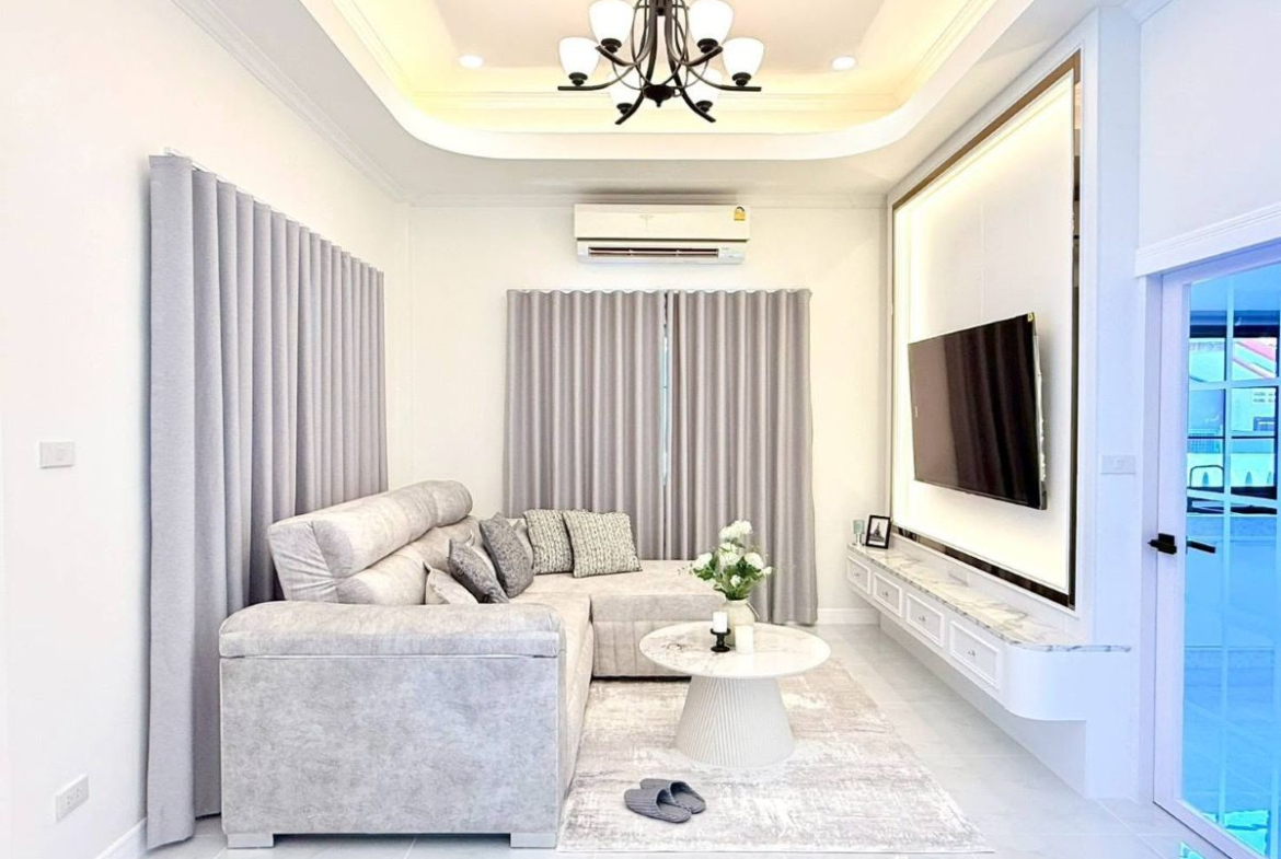 HS1461 -3Bedrooms Single House for Sale in Chock Chai Village 5 in Khao Noi